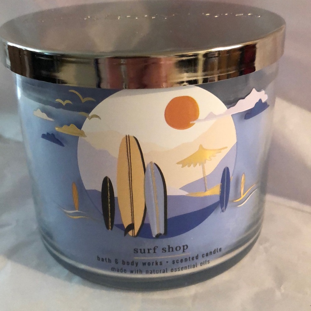 NWT Bath & Body Works Surf Shop 3 wick candle. Retired scent